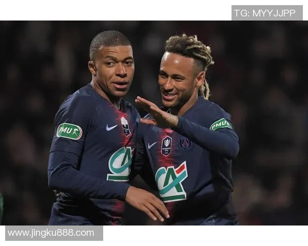 TNT与足球明星的对比分析:谁更具影响力与魅力 TNT与足球明星的对比分析:谁更具影响力与魅力